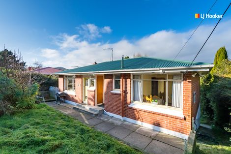 Photo of property in 21 Duckworth Street, Andersons Bay, Dunedin, 9013