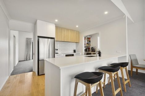 Photo of property in 17 Saint James Place, Rangiora, 7400