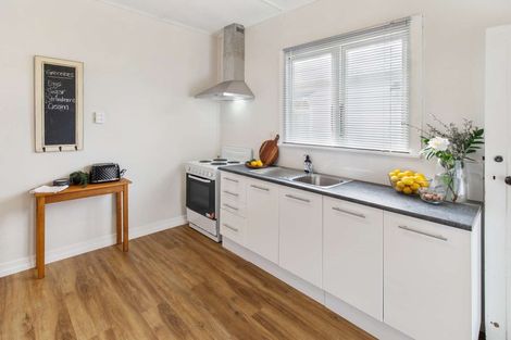 Photo of property in 24 Tay Street, Whanganui, 4500