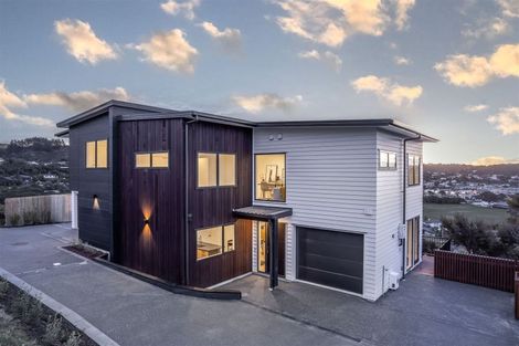 Photo of property in 172a Navigation Drive, Whitby, Porirua, 5024