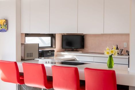 Photo of property in 22 Tamahine Street, Maupuia, Wellington, 6022