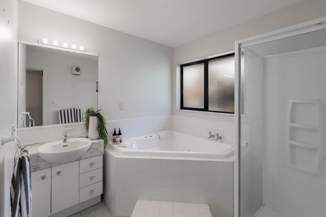 Photo of property in 25 Aston Drive, Waimairi Beach, Christchurch, 8083