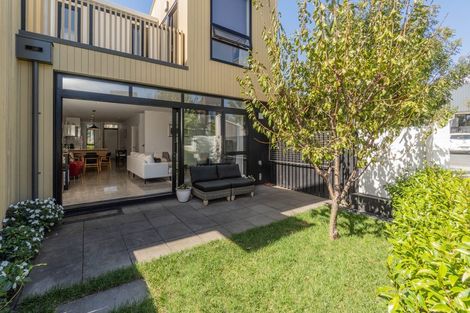 Photo of property in 27 Isitt Road, Hobsonville, Auckland, 0616
