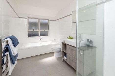 Photo of property in 35 Searle Street, Stonefields, Auckland, 1072