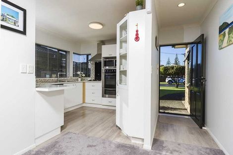 Photo of property in 2 Milton Road, Orewa, 0931