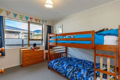 Photo of property in 131a Waikawa Road, Picton, 7220