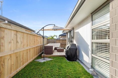 Photo of property in 48 Hills View Drive, Papamoa, 3118