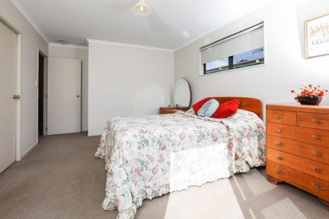 Photo of property in 10 Ruske Place, Grandview Heights, Hamilton, 3200