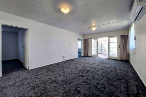 Photo of property in 41 Churchill Avenue, Manurewa, Auckland, 2102