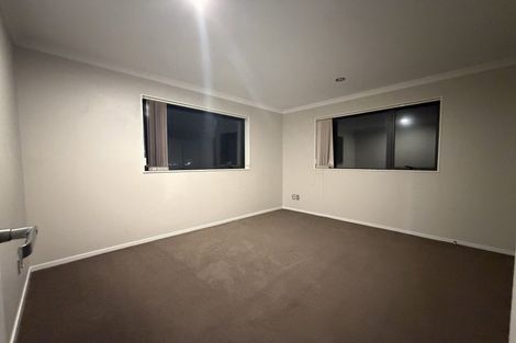 Photo of property in 43 Redoubt Road, Goodwood Heights, Auckland, 2105