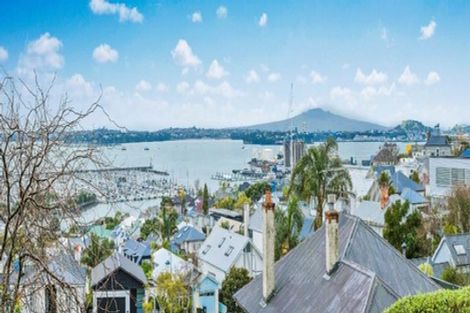 Photo of property in 2/5 Seymour Street, Saint Marys Bay, Auckland, 1011