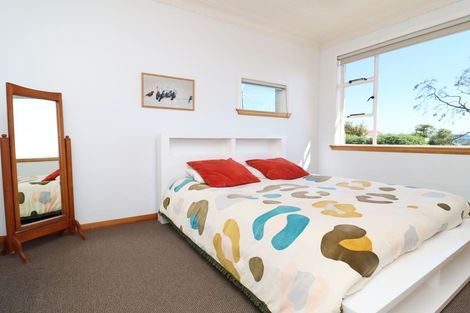 Photo of property in 72 Tees Street, South Hill, Oamaru, 9400