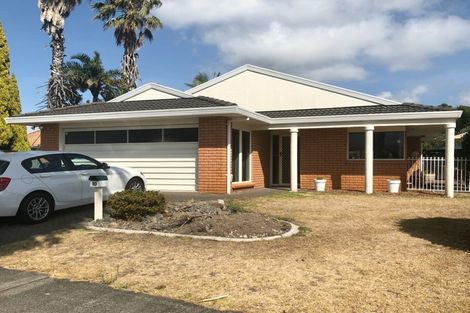 Photo of property in 10 Monterey Key, Papamoa Beach, Papamoa, 3118