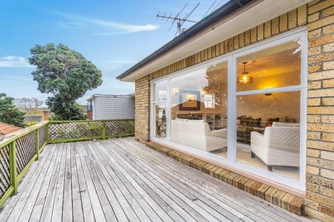 Photo of property in 9 Francis Street, Hauraki, Auckland, 0622