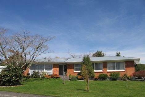 Photo of property in 4 Campbell Place, Pukehangi, Rotorua, 3015