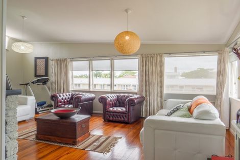 Photo of property in 1 Russell Street, Whakatane, 3120