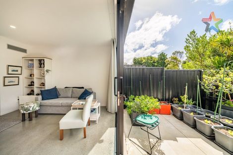 Photo of property in 21 Te Ara O Paetutu, Petone, Lower Hutt, 5012