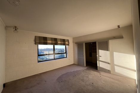 Photo of property in 16 Pounamu Place, Shelly Park, Auckland, 2014