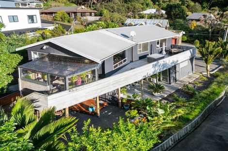 Photo of property in 212 Whites Line East, Waiwhetu, Lower Hutt, 5010