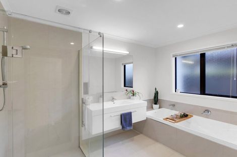 Photo of property in 50 Roy Hilton Drive, Flagstaff, Hamilton, 3210