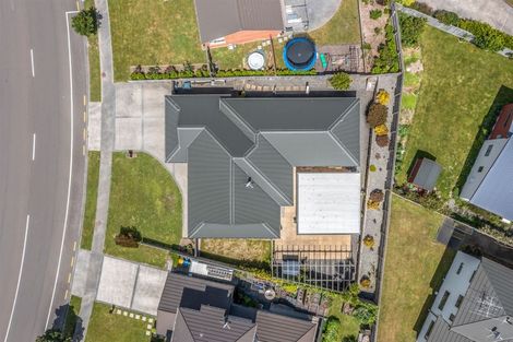 Photo of property in 6 Aotea Drive, Aotea, Porirua, 5024