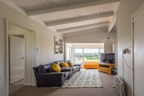 Photo of property in 10 Rimu Road, Stanmore Bay, Whangaparaoa, 0932
