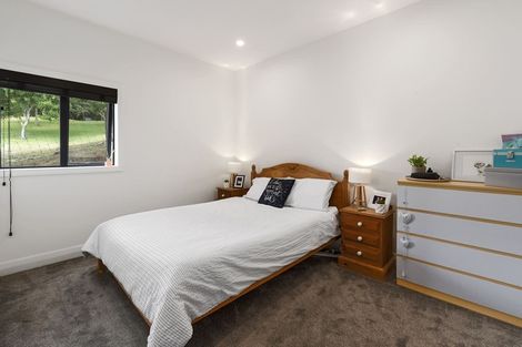 Photo of property in 393 Paremoremo Road, Paremoremo, Auckland, 0632