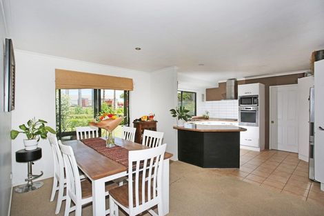 Photo of property in 11d Hyland Place, Waiuku, 2681