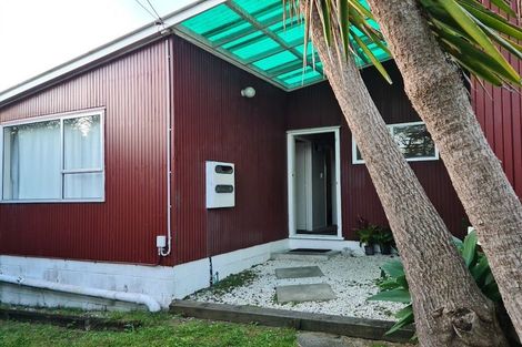 Photo of property in 2/5 Camden Road, Sandringham, Auckland, 1025