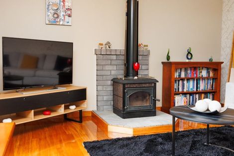 Photo of property in 294 Polson Hill Drive, Aokautere, Palmerston North, 4471
