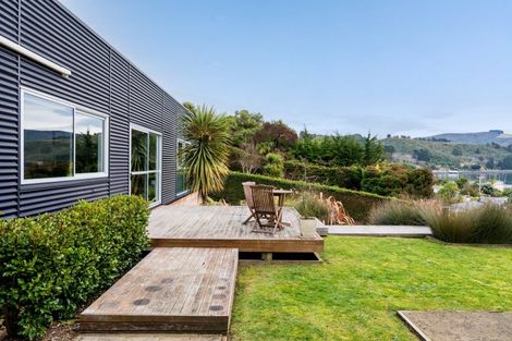 Photo of property in 35 Waikana Street, Broad Bay, Dunedin, 9014