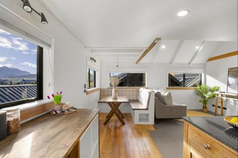 Photo of property in 84 Jacks Point Rise, Jacks Point, Queenstown, 9371