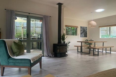 Photo of property in 279c Royal Road, Massey, Auckland, 0614