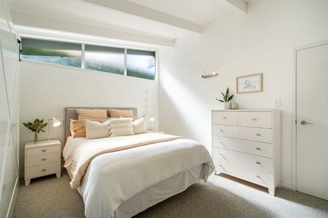 Photo of property in 1/52 Norwood Road, Bayswater, Auckland, 0622