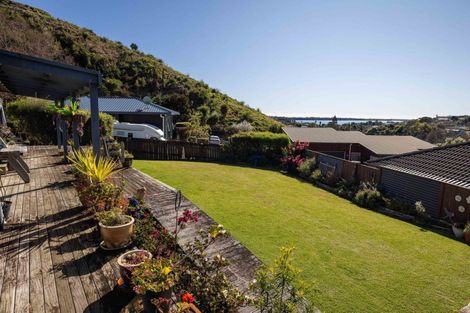 Photo of property in 27 Bateleur Close, Welcome Bay, Tauranga, 3112