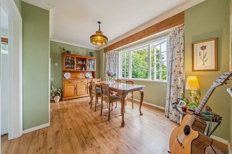 Photo of property in 4 Birch Grove, Pinehaven, Upper Hutt, 5019