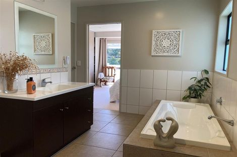 Photo of property in 243 Onemana Drive, Onemana, Whangamata, 3691