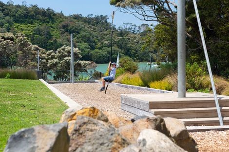 Photo of property in 3 Waita Lane, Hobsonville, Auckland, 0618