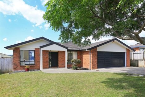 Photo of property in 23 Brittany Drive, Henderson, Auckland, 0612