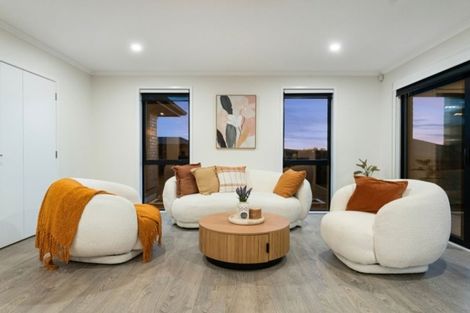 Photo of property in 138 Hitchen Road, Pokeno, 2402