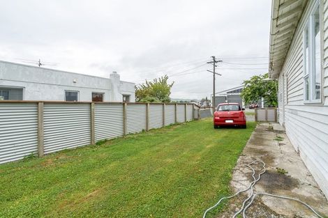 Photo of property in 24 Denton Street, Gore, 9710