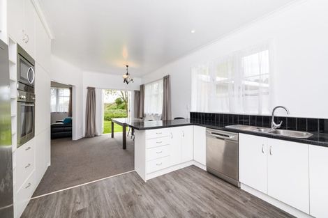 Photo of property in 977 Fitzherbert East Road, Aokautere, Palmerston North, 4471