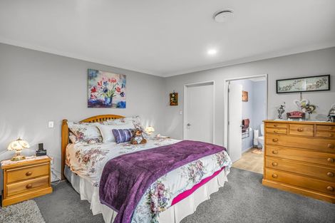 Photo of property in 10 Ropley Street, Amberley, 7410