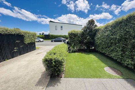 Photo of property in 4 Troop Road, Papakura, 2110