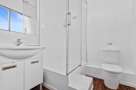 Photo of property in 21 Lake Road, Ohinemutu, Rotorua, 3010