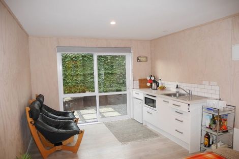 Photo of property in 179 Raumati Road, Raumati Beach, Paraparaumu, 5032