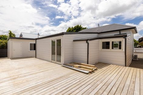 Photo of property in 45 Thyra Street, Dannevirke, 4930