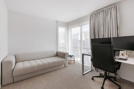 Photo of property in 4 Kokopu Lane, Ohauiti, Tauranga, 3112