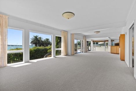 Photo of property in 60 Paritai Drive, Orakei, Auckland, 1071