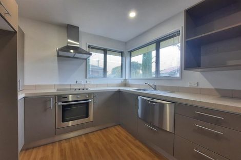 Photo of property in 31b Wilsons Road, Saint Martins, Christchurch, 8022